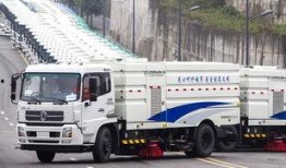 武汉环卫车爆料视频最新,街头惊人一幕引发热议